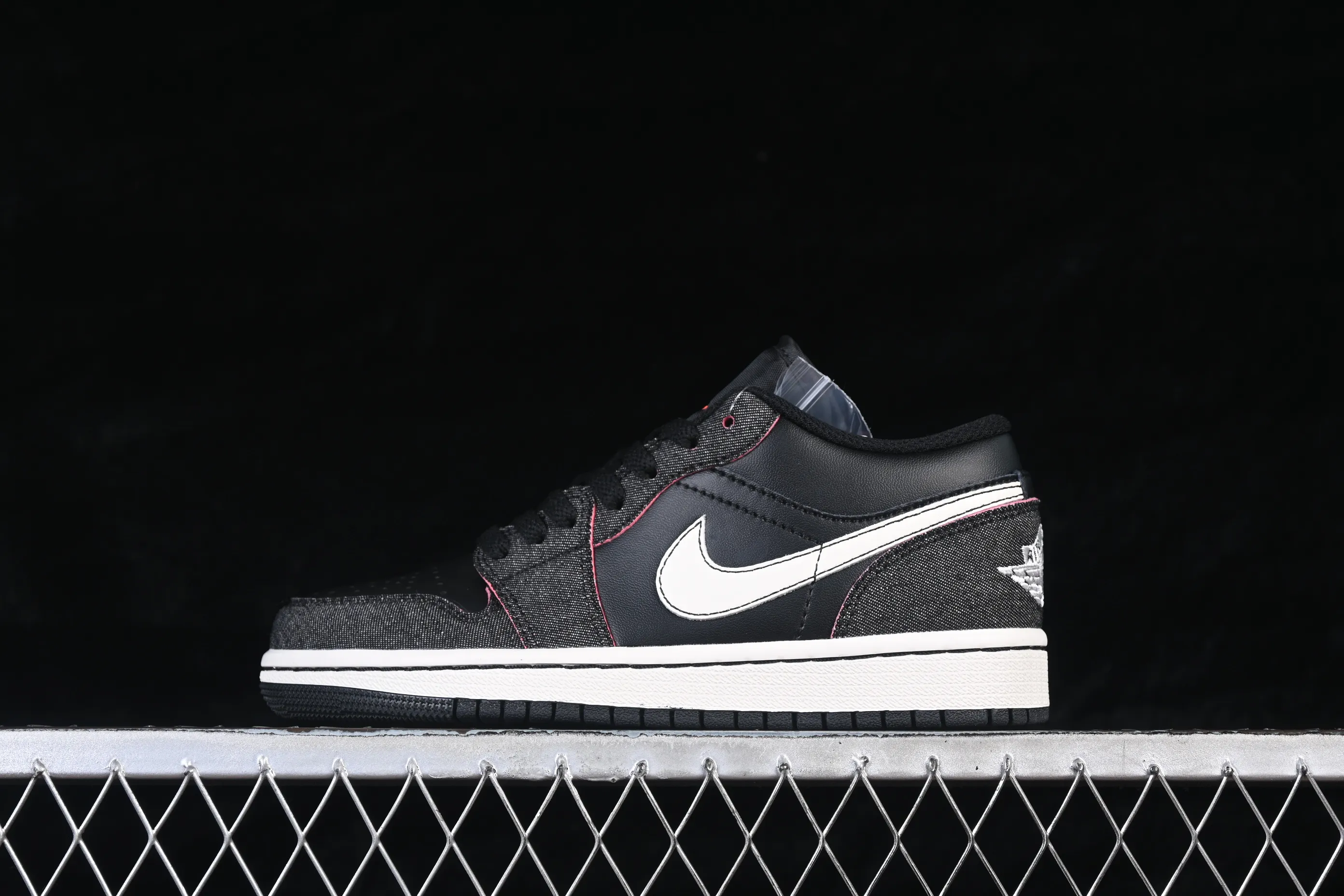 All categories Air Jordan Jordan series basketball shoes Air Jordan 1 Low Air Jordan 1 Low AJ1 Joe 1 black denim low-top cultural casual sneakers IR0842-010